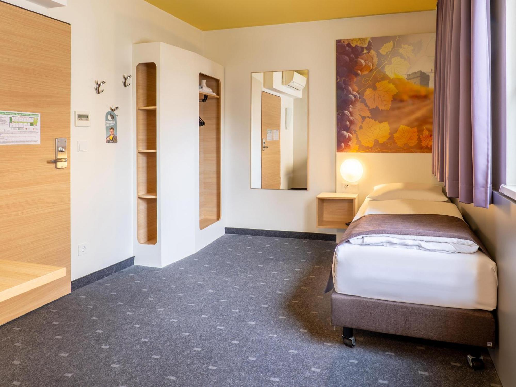 B&B Hotel Χαϊλμπρόν Εξωτερικό φωτογραφία