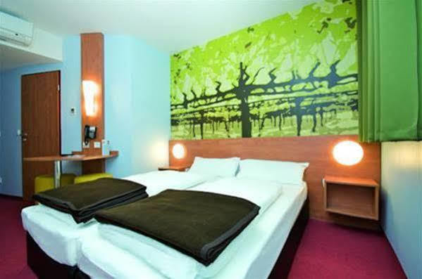 B&B Hotel Χαϊλμπρόν Εξωτερικό φωτογραφία